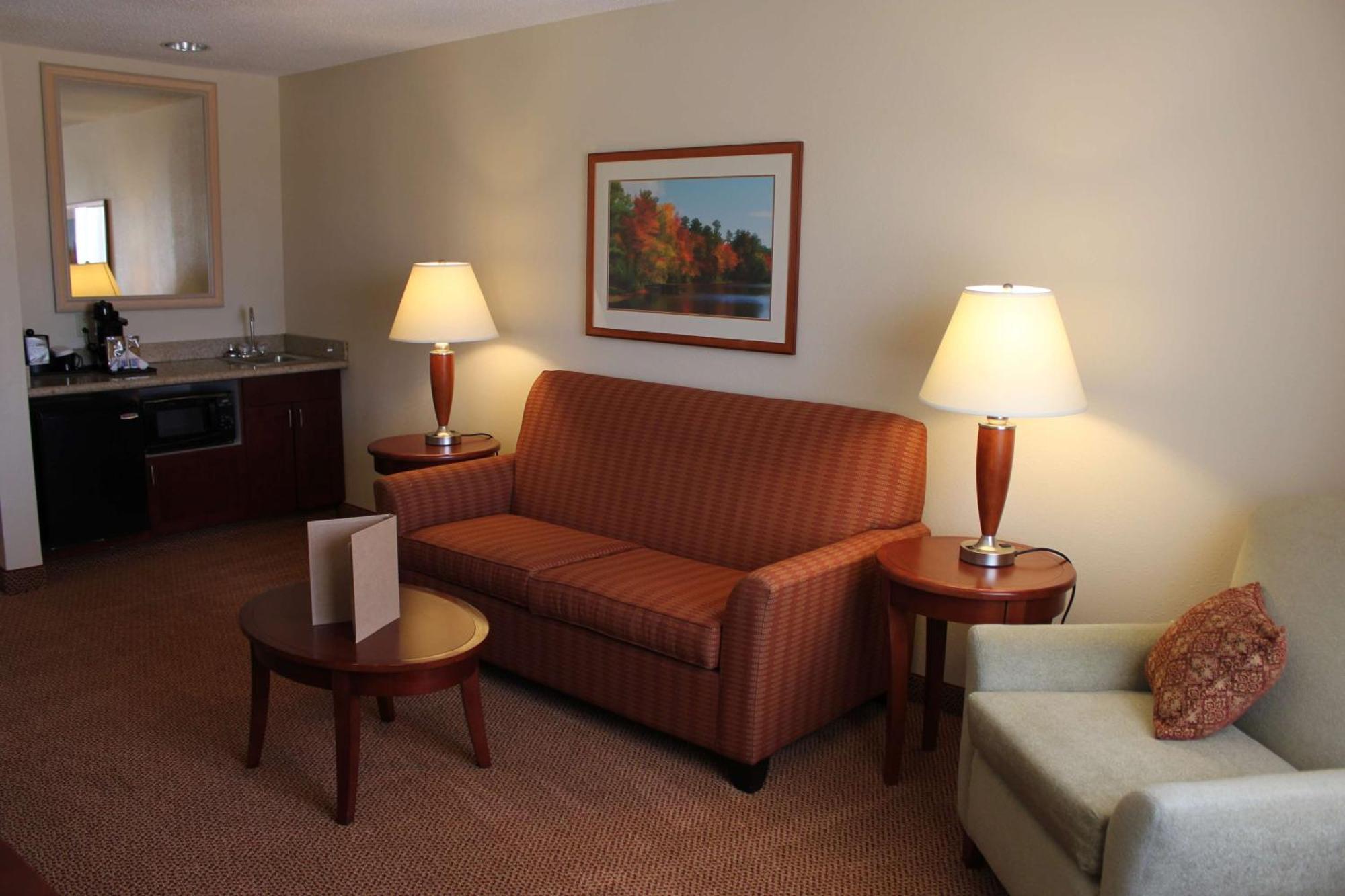 Hilton Garden Inn Starkville Exterior photo