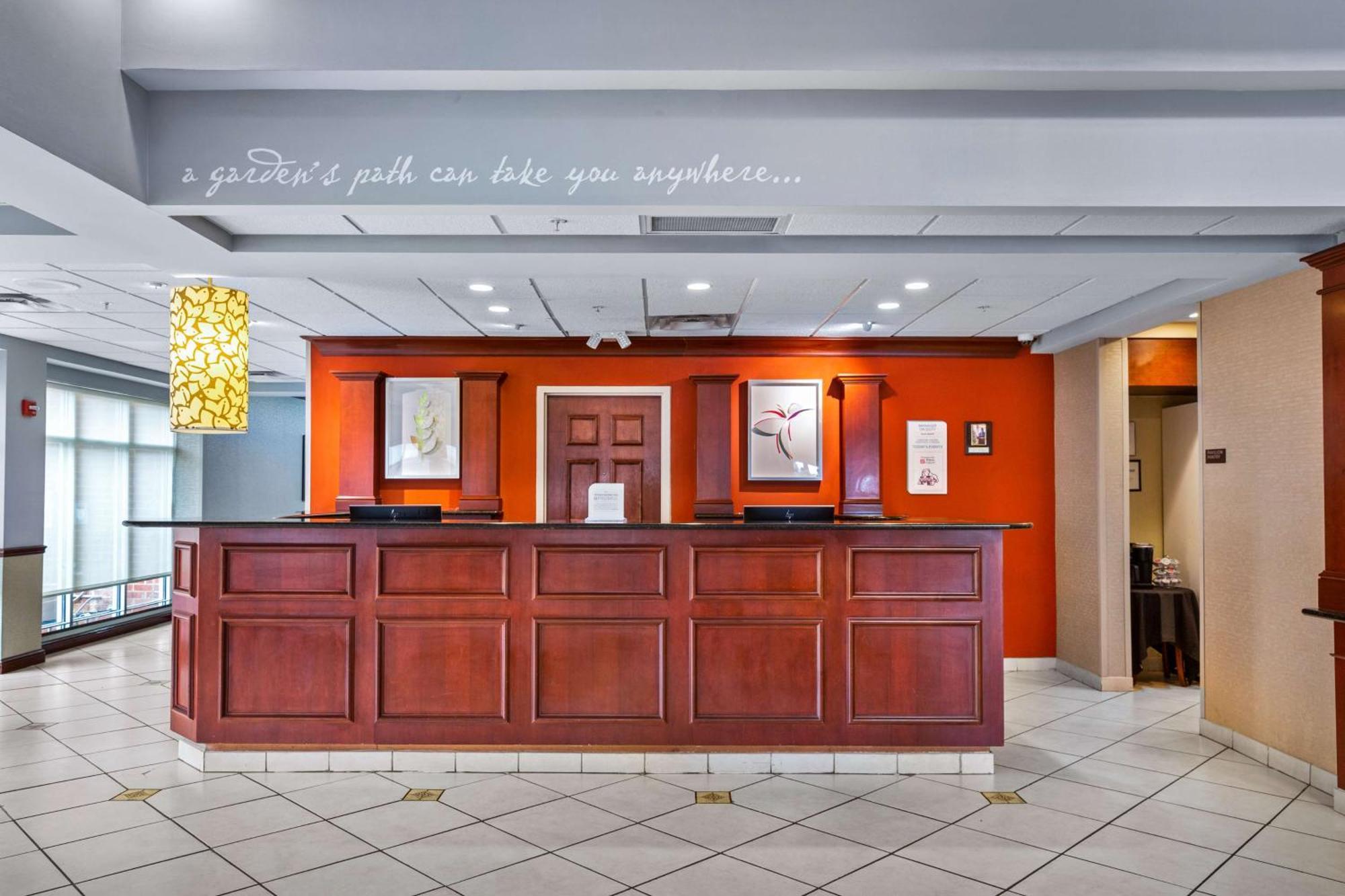 Hilton Garden Inn Starkville Exterior photo