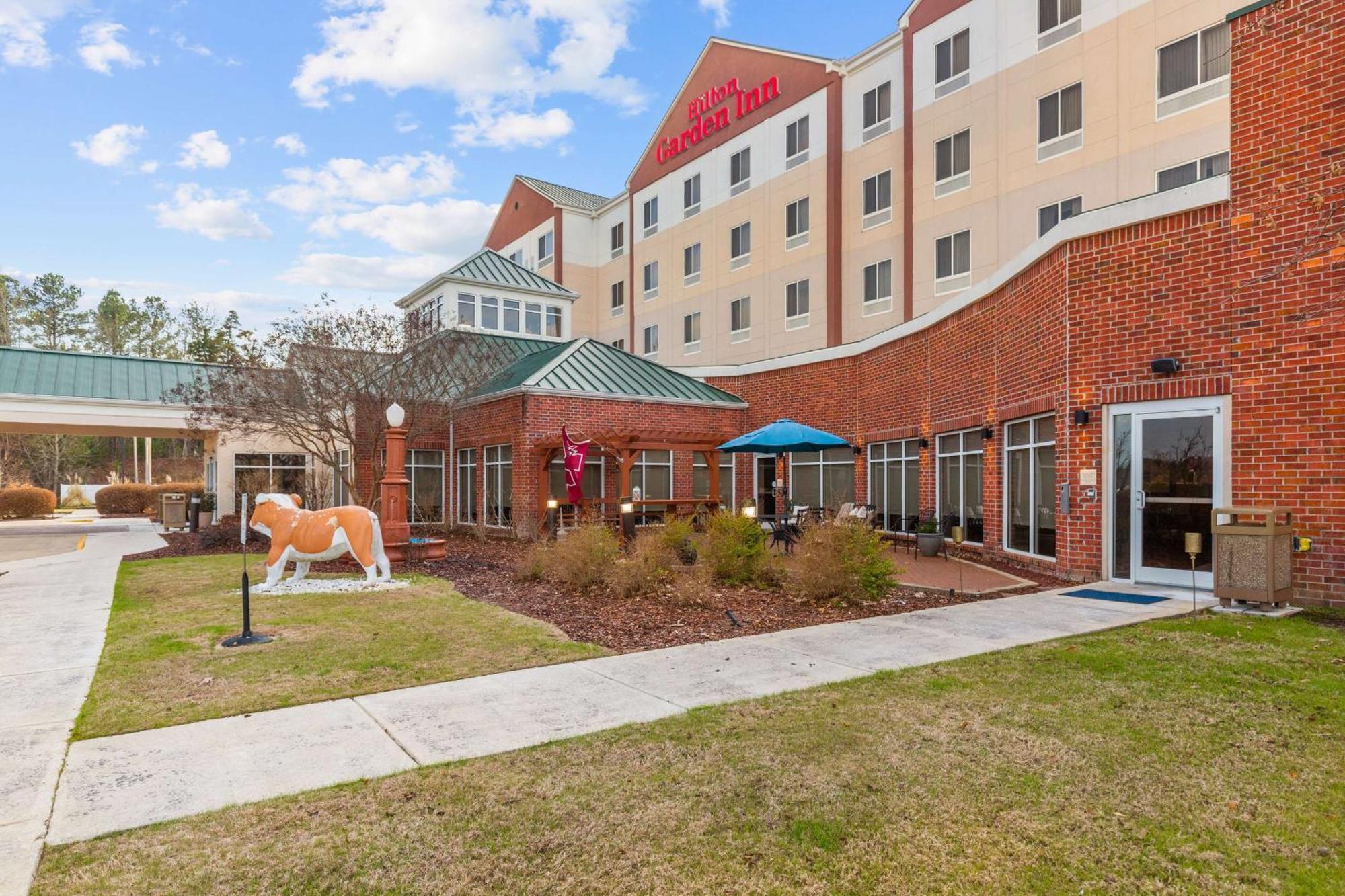 Hilton Garden Inn Starkville Exterior photo